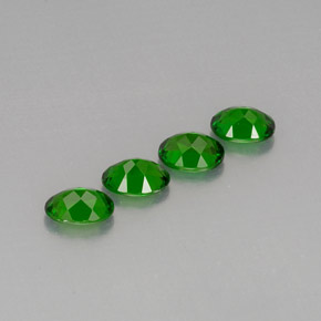 Chrome Diopside Gemstone in 7 x 5 mm (calibrated) Size for Sale, Chrome Diopside Stone in Green Color