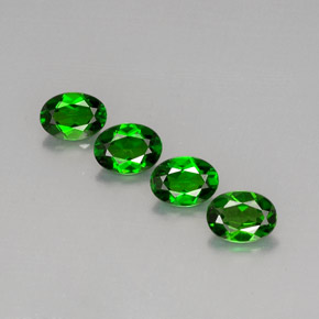 3.34 ct Green Chrome Diopside Stone, Natural Chrome Diopside in Oval Facet Shape for Sale
