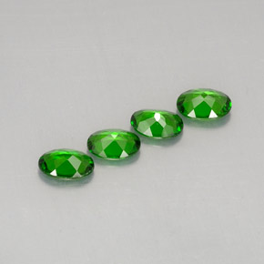 Chrome Diopside Gemstone in 7 x 5 mm (calibrated) Size for Sale, Chrome Diopside Stone in Green Color
