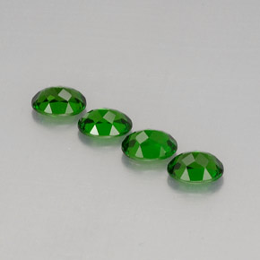Chrome Diopside Gemstone in 7 x 5 mm (calibrated) Size for Sale, Chrome Diopside Stone in Green Color