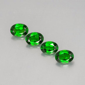 3.43 ct Green Chrome Diopside Stone, Natural Chrome Diopside in Oval Facet Shape for Sale