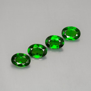 2.97 ct Green Chrome Diopside Stone, Natural Chrome Diopside in Oval Facet Shape for Sale