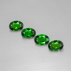 2.80 ct Green Chrome Diopside Stone, Natural Chrome Diopside in Oval Facet Shape for Sale