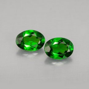 1.72 ct Green Chrome Diopside Gemstone, Chrome Diopside Gem in Oval Facet Shape for Sale.