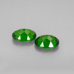 Chrome Diopside Gemstone in 7 x 5.2 mm Size for Sale, Chrome Diopside Stone in Green Color