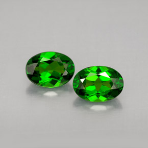 1.80 ct Green Chrome Diopside Gemstone, Chrome Diopside Gem in Oval Facet Shape for Sale.