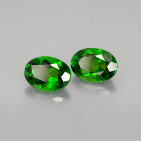 1.80 ct Green Chrome Diopside Stone, Natural Chrome Diopside in Oval Facet Shape for Sale