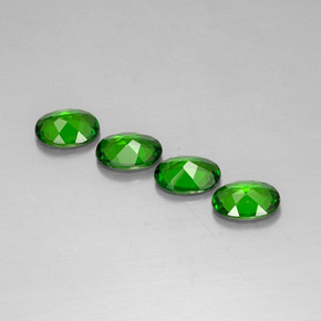 Chrome Diopside Gemstone in 7 x 5 mm (calibrated) Size for Sale, Chrome Diopside Stone in Green Color
