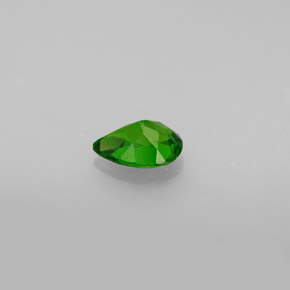 Chrome Diopside Gemstone in 7 x 5 mm (calibrated) Size for Sale, Chrome Diopside Stone in Green Color