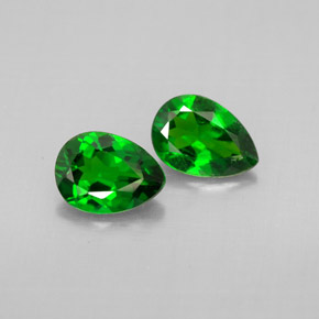 1.27 ct Green Chrome Diopside Gemstone, Chrome Diopside Gem in Pear Facet Shape for Sale.