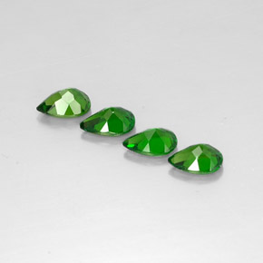 Chrome Diopside Gemstone in 7 x 5 mm (calibrated) Size for Sale, Chrome Diopside Stone in Green Color