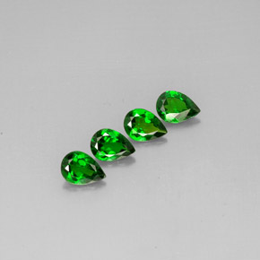 2.23 ct Green Chrome Diopside Gemstone, Chrome Diopside Gem in Pear Facet Shape for Sale.