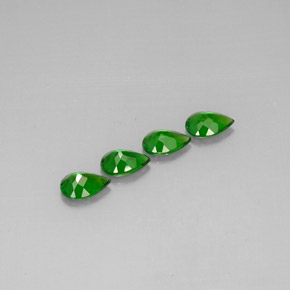 Chrome Diopside Gemstone in 6.7 x 4.8 mm Size for Sale, Chrome Diopside Stone in Green Color
