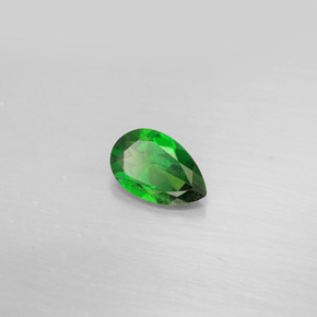0.77 ct Green Chrome Diopside Stone, Natural Chrome Diopside in Pear Facet Shape for Sale