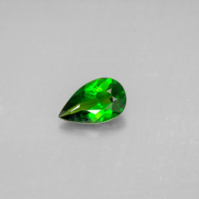 0.68 ct Green Chrome Diopside Gemstone, Chrome Diopside Gem in Pear Facet Shape for Sale.
