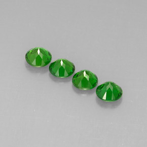 Chrome Diopside Gemstone in 5 mm (calibrated) Size for Sale, Chrome Diopside Stone in Green Color