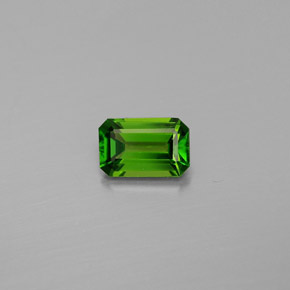 0.53 ct Green Chrome Diopside Gemstone, Chrome Diopside Gem in Octagon Facet Shape for Sale.