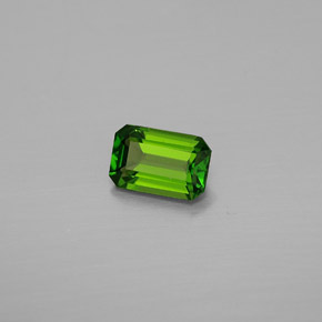 0.53 ct Green Chrome Diopside Stone, Natural Chrome Diopside in Octagon Facet Shape for Sale
