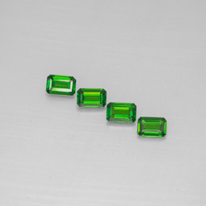 2.01 ct Green Chrome Diopside Gemstone, Chrome Diopside Gem in Octagon Facet Shape for Sale.