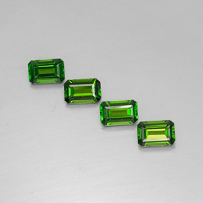 2.28 ct Green Chrome Diopside Gemstone, Chrome Diopside Gem in Octagon Facet Shape for Sale.