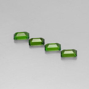 Chrome Diopside Gemstone in 6 x 4 mm (calibrated) Size for Sale, Chrome Diopside Stone in Green Color