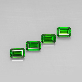 2.35 ct Green Chrome Diopside Stone, Natural Chrome Diopside in Octagon Facet Shape for Sale