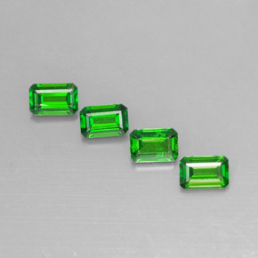 2.18 ct Green Chrome Diopside Stone, Natural Chrome Diopside in Octagon Facet Shape for Sale