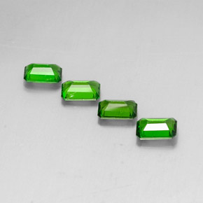 Chrome Diopside Gemstone in 5.9 x 3.8 mm Size for Sale, Chrome Diopside Stone in Green Color