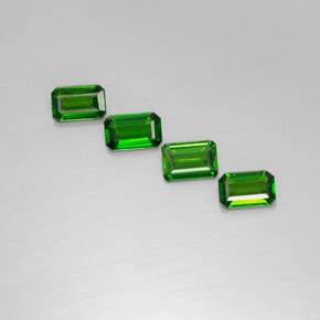 1.63 ct Green Chrome Diopside Gemstone, Chrome Diopside Gem in Octagon Facet Shape for Sale.