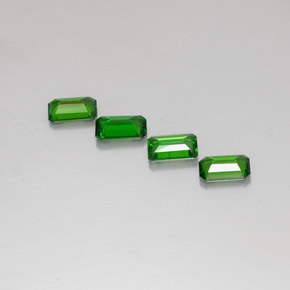 Chrome Diopside Gemstone in 6 x 3.7 mm Size for Sale, Chrome Diopside Stone in Green Color