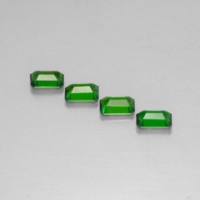Chrome Diopside Gemstone in 5.7 x 3.9 mm Size for Sale, Chrome Diopside Stone in Green Color