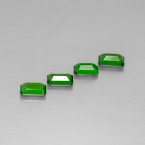Chrome Diopside Gemstone in 6 x 4 mm (calibrated) Size for Sale, Chrome Diopside Stone in Green Color
