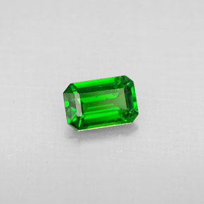 0.54 ct Green Chrome Diopside Gemstone, Chrome Diopside Gem in Octagon Facet Shape for Sale.