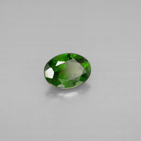 0.83 ct Green Chrome Diopside Stone, Natural Chrome Diopside in Oval Facet Shape for Sale