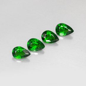 2.77 ct Green Chrome Diopside Stone, Natural Chrome Diopside in Pear Facet Shape for Sale