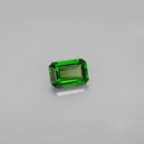 0.57 ct Green Chrome Diopside Stone, Natural Chrome Diopside in Octagon Facet Shape for Sale
