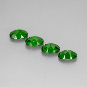 Chrome Diopside Gemstone in 7 x 5 mm (calibrated) Size for Sale, Chrome Diopside Stone in Green Color