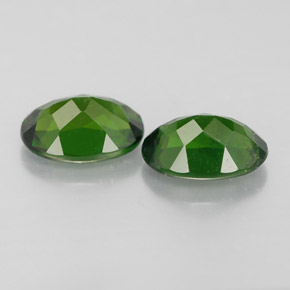 Chrome Diopside Gemstone in 7 x 5 mm (calibrated) Size for Sale, Chrome Diopside Stone in Green Color