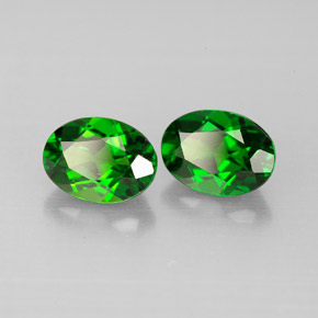 1.79 ct Green Chrome Diopside Stone, Natural Chrome Diopside in Oval Facet Shape for Sale