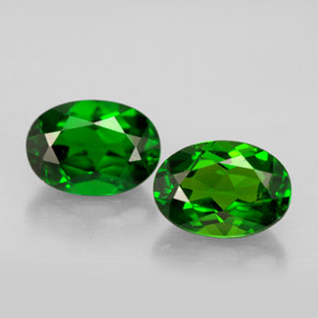 1.82 ct Green Chrome Diopside Gemstone, Chrome Diopside Gem in Oval Facet Shape for Sale.