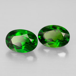 1.82 ct Green Chrome Diopside Stone, Natural Chrome Diopside in Oval Facet Shape for Sale