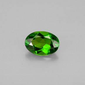 0.75 ct Green Chrome Diopside Gemstone, Chrome Diopside Gem in Oval Facet Shape for Sale.