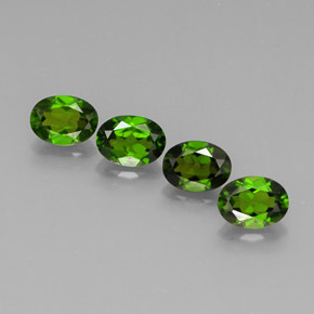 3.76 ct Green Chrome Diopside Stone, Natural Chrome Diopside in Oval Facet Shape for Sale
