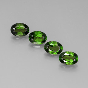 3.56 ct Green Chrome Diopside Stone, Natural Chrome Diopside in Oval Facet Shape for Sale