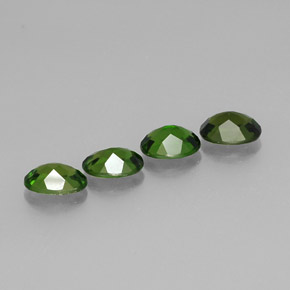Chrome Diopside Gemstone in 7.1 x 4.2 mm Size for Sale, Chrome Diopside Stone in Green Color