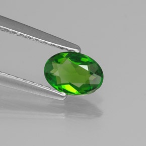 0.45 ct Green Chrome Diopside Stone, Natural Chrome Diopside in Oval Facet Shape for Sale