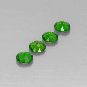 Chrome Diopside Gemstone in 4.5 mm Size for Sale, Chrome Diopside Stone in Green Color