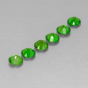 Chrome Diopside Gemstone in 4.5 mm Size for Sale, Chrome Diopside Stone in Green Color