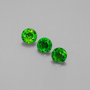 0.84 ct Green Chrome Diopside Gemstone, Chrome Diopside Gem in Round Facet Shape for Sale.