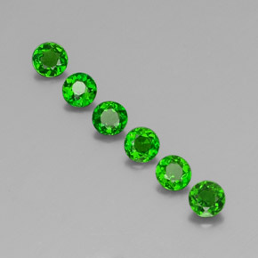 1.32 ct Green Chrome Diopside Gemstone, Chrome Diopside Gem in Round Facet Shape for Sale.